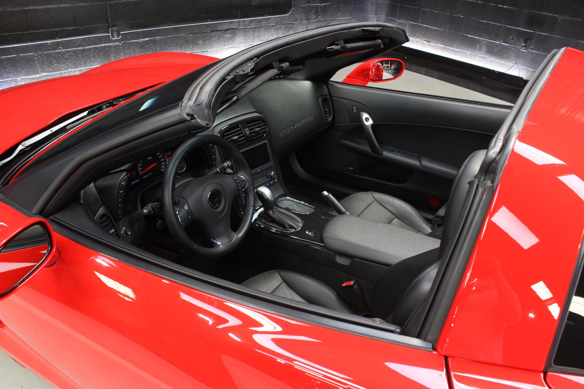 Used 2013 Chevrolet Corvette Grand Sport w/ 2LT Preferred Equipment Group image 38