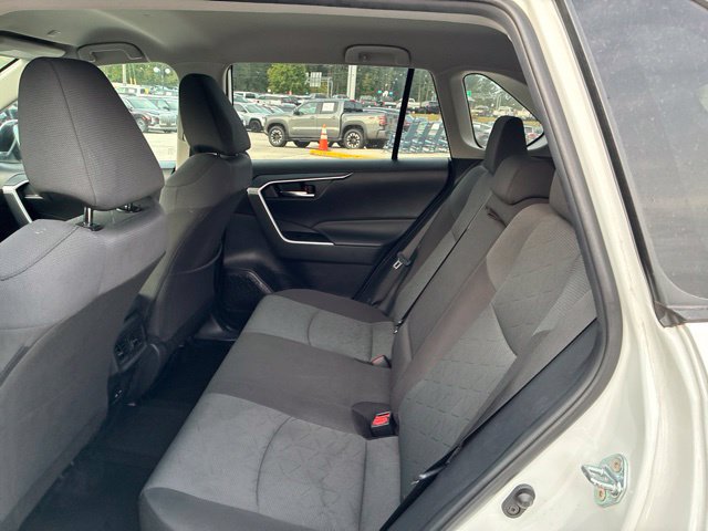 Used 2024 Toyota RAV4 XLE FWD image 59
