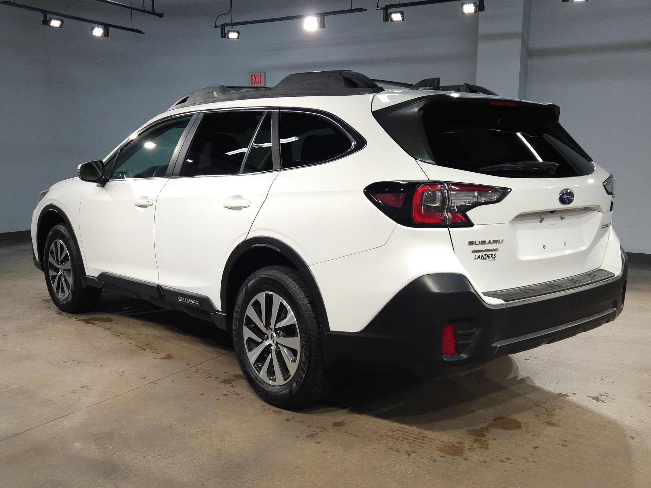 Used 2020 Subaru Outback Premium AWD/4WD image 5