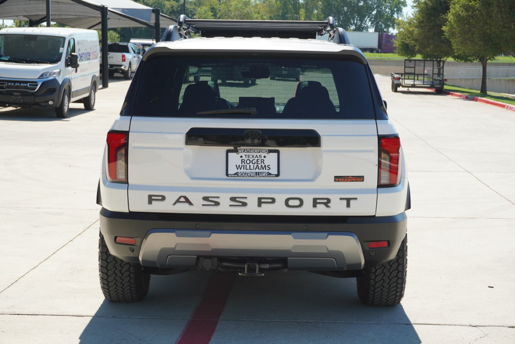 Used 2026 Honda Passport TrailSport Elite image 4