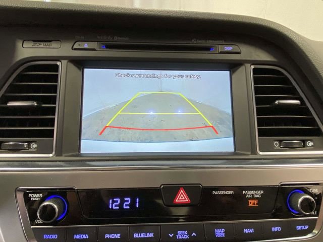 Used 2016 Hyundai Sonata Limited w/ Option Group 02 image 18