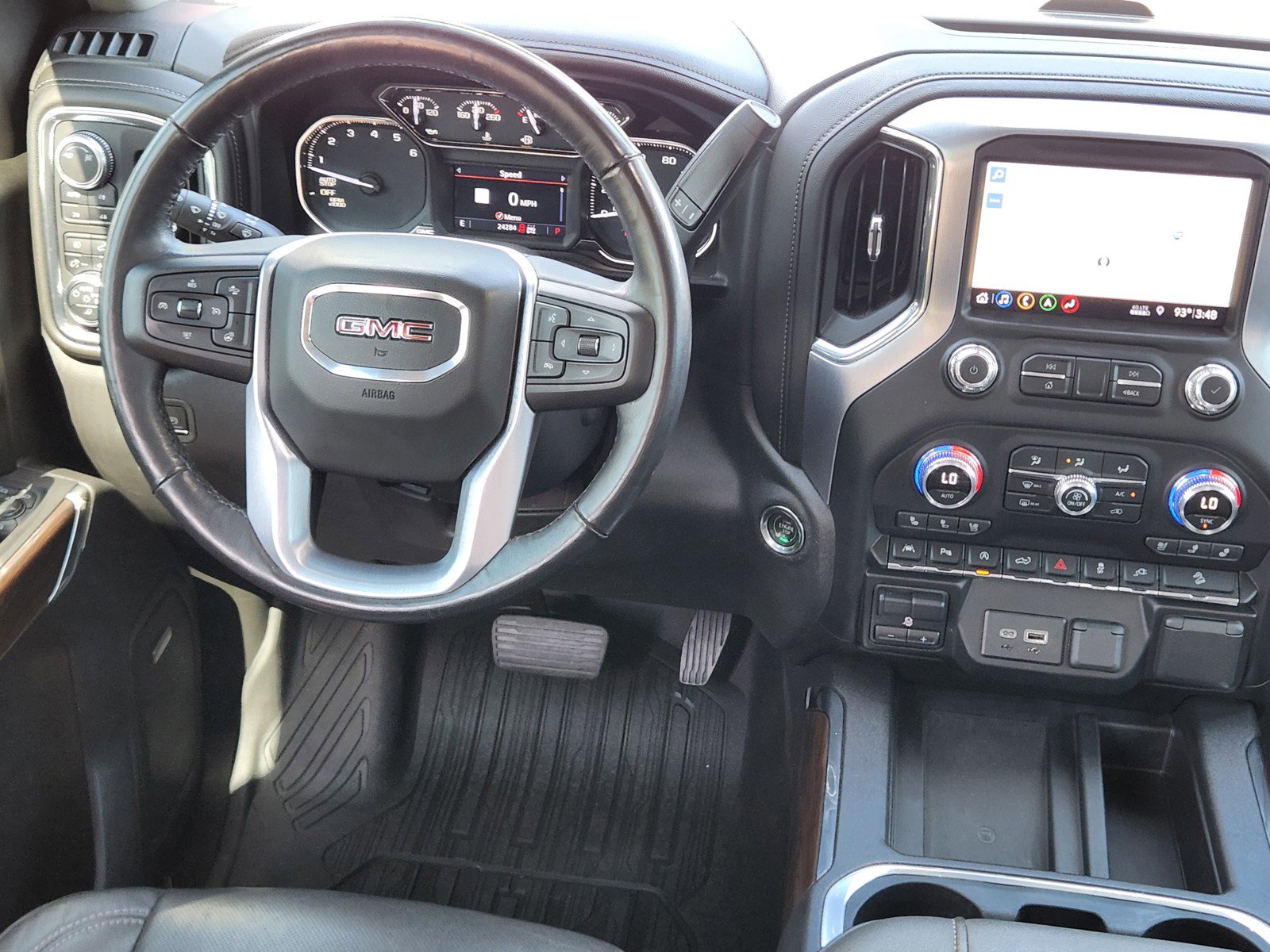 Used 2019 GMC Sierra 1500 SLT w/ SLT Premium Plus Package AWD/4WD image 10