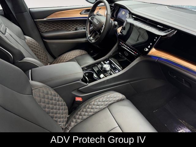 New 2026 Jeep Grand Cherokee Summit image 4