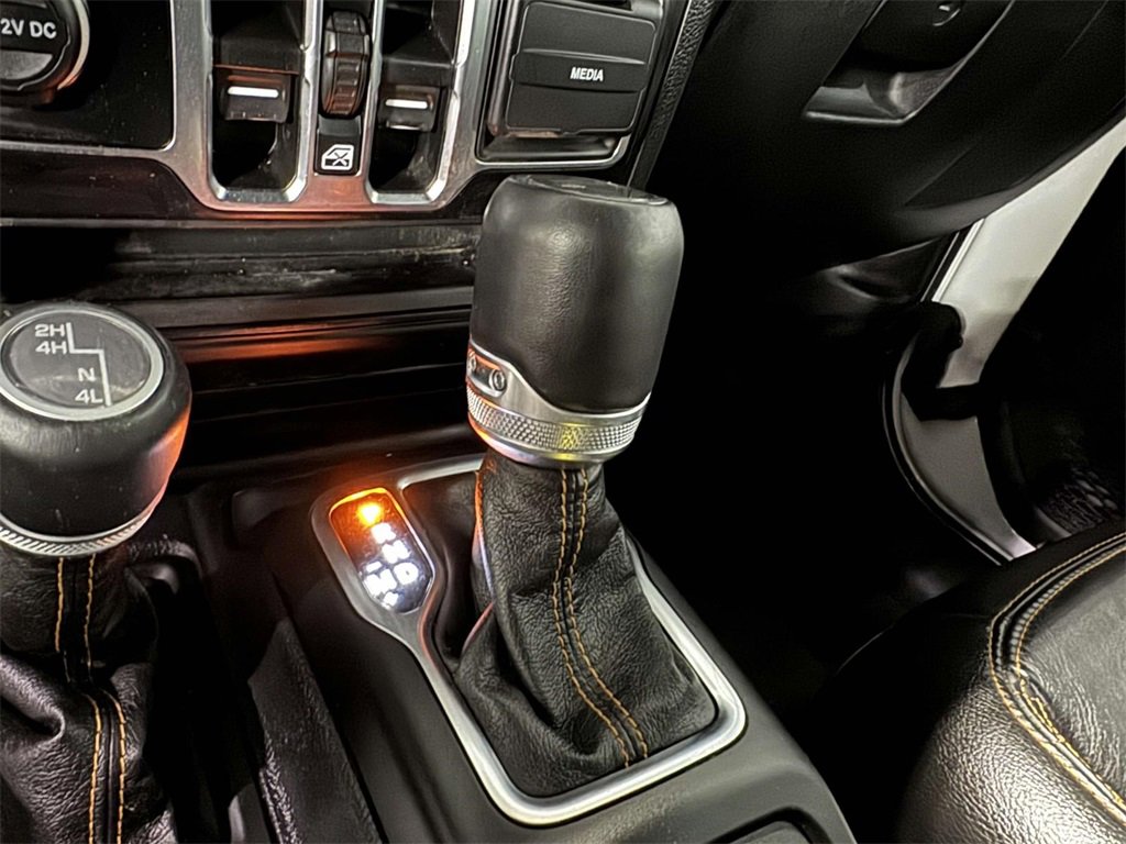 Used 2023 Jeep Wrangler Altitude image 24