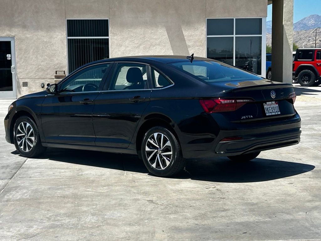 Used 2024 Volkswagen Jetta S FWD image 6