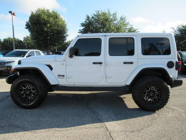 Used 2019 Jeep Wrangler Unlimited Sahara AWD/4WD image 4