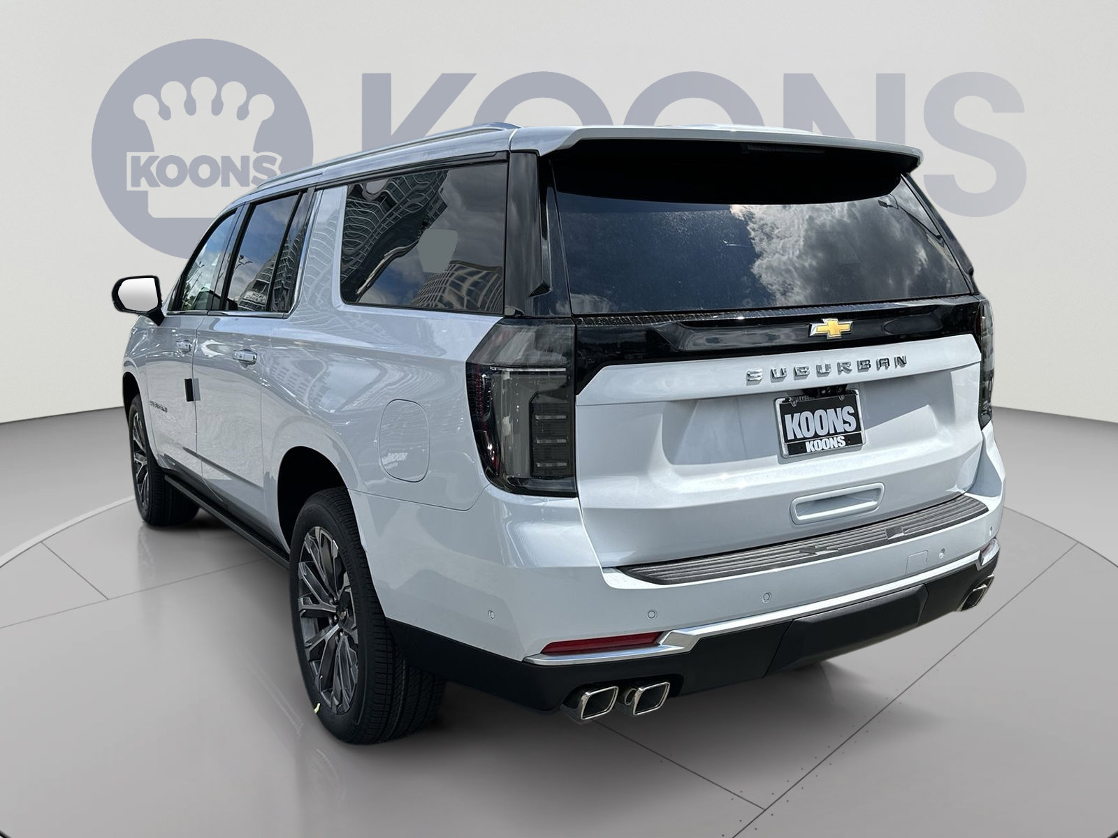 New 2026 Chevrolet Suburban High Country AWD/4WD image 4