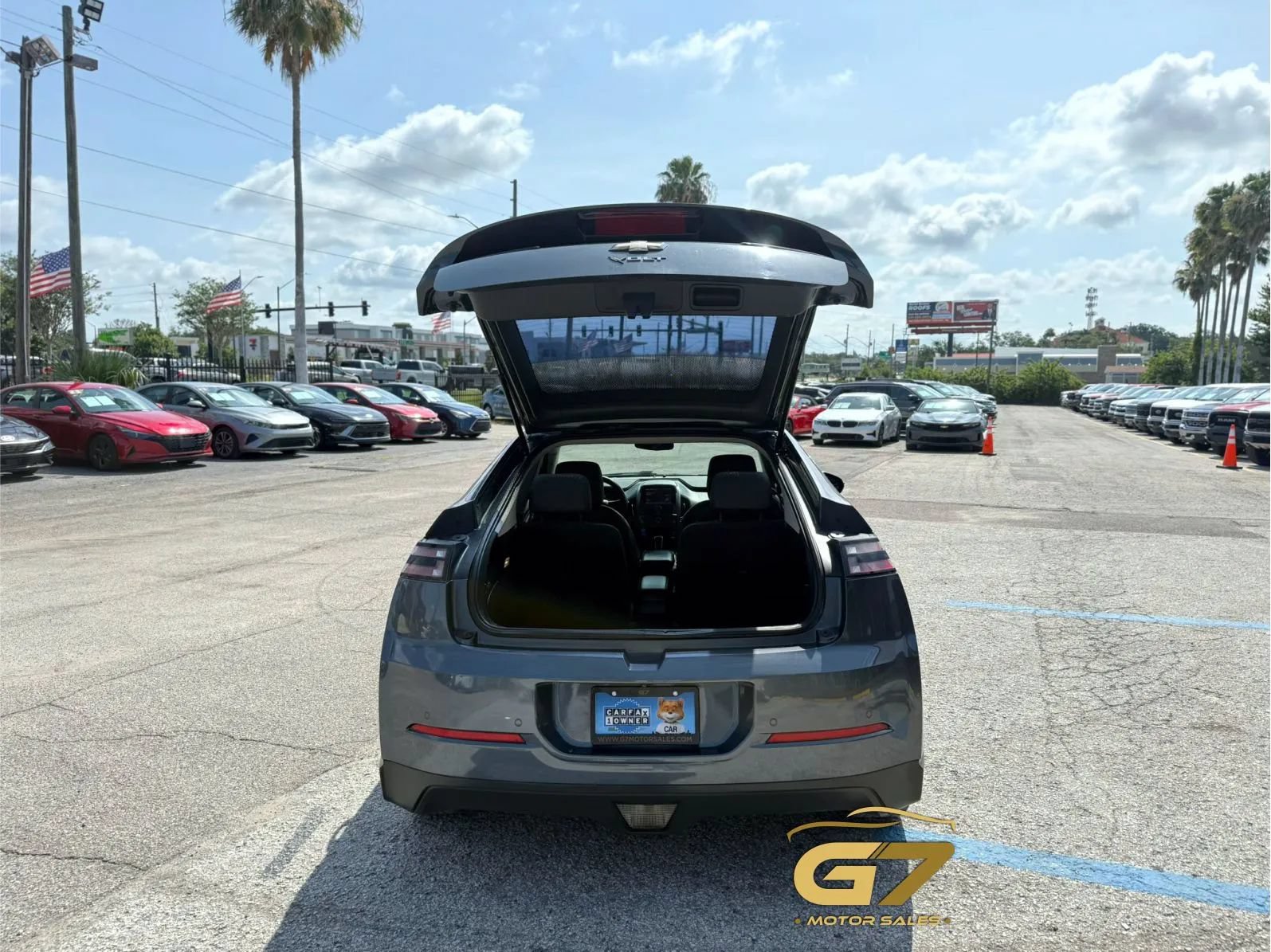 Used 2013 Chevrolet Volt Premium w/ Premium Trim Package FWD image 4