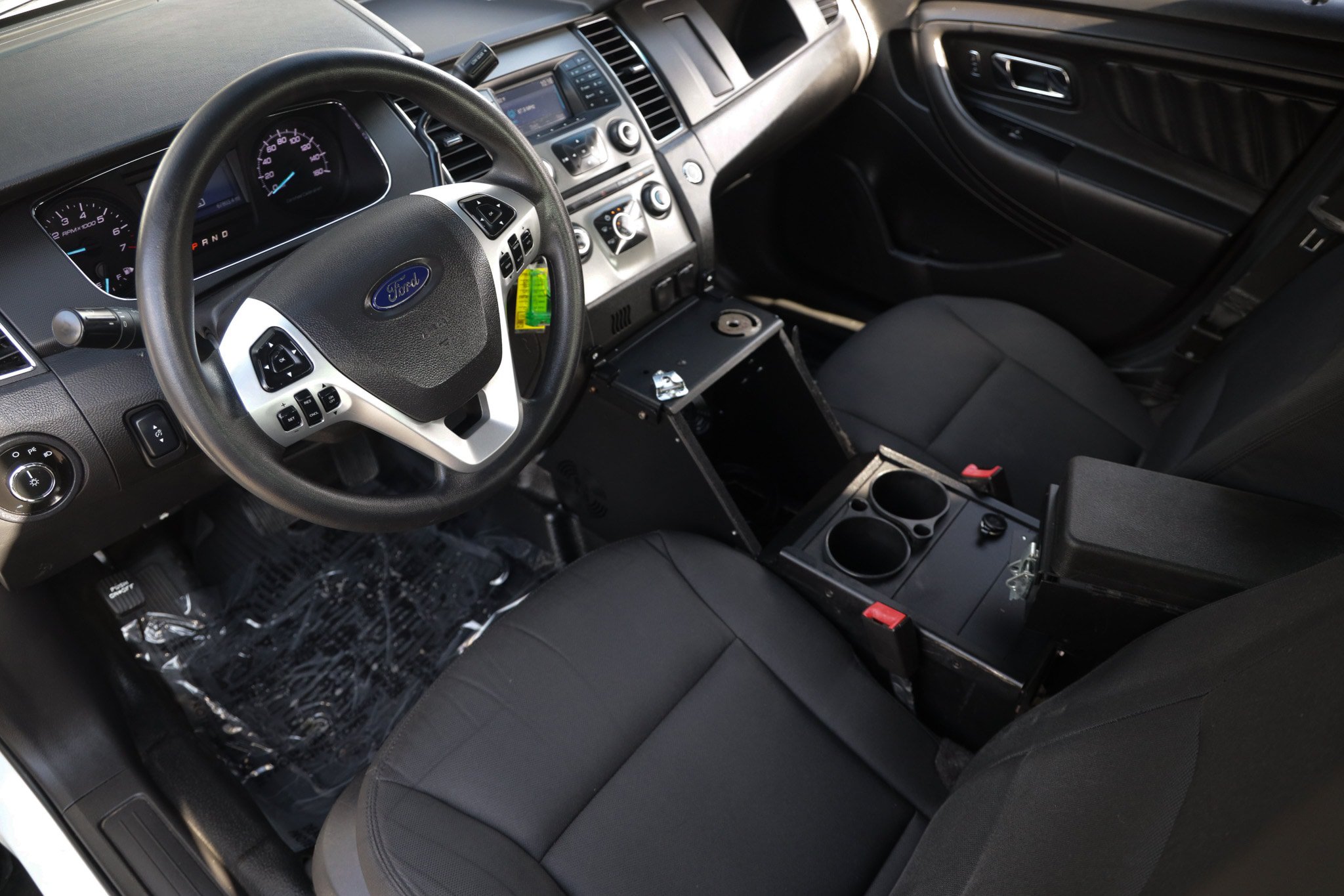Used 2018 Ford Taurus Police Interceptor FWD image 7