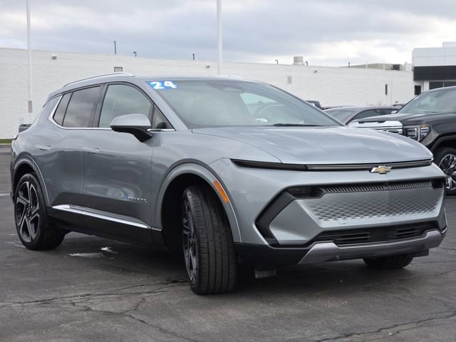 Used 2024 Chevrolet Equinox EV LT image 16