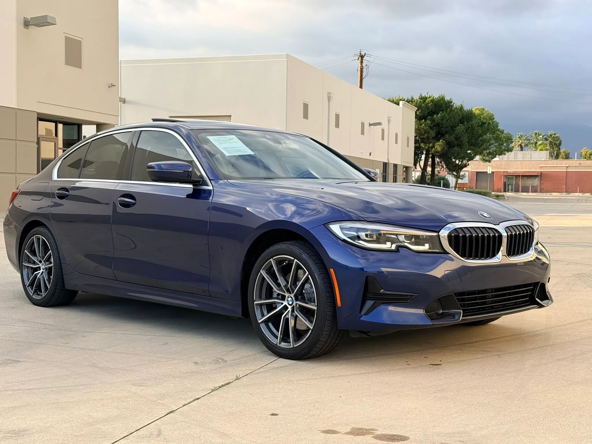 Used 2020 BMW 330i Sedan w/ Convenience Package image 4