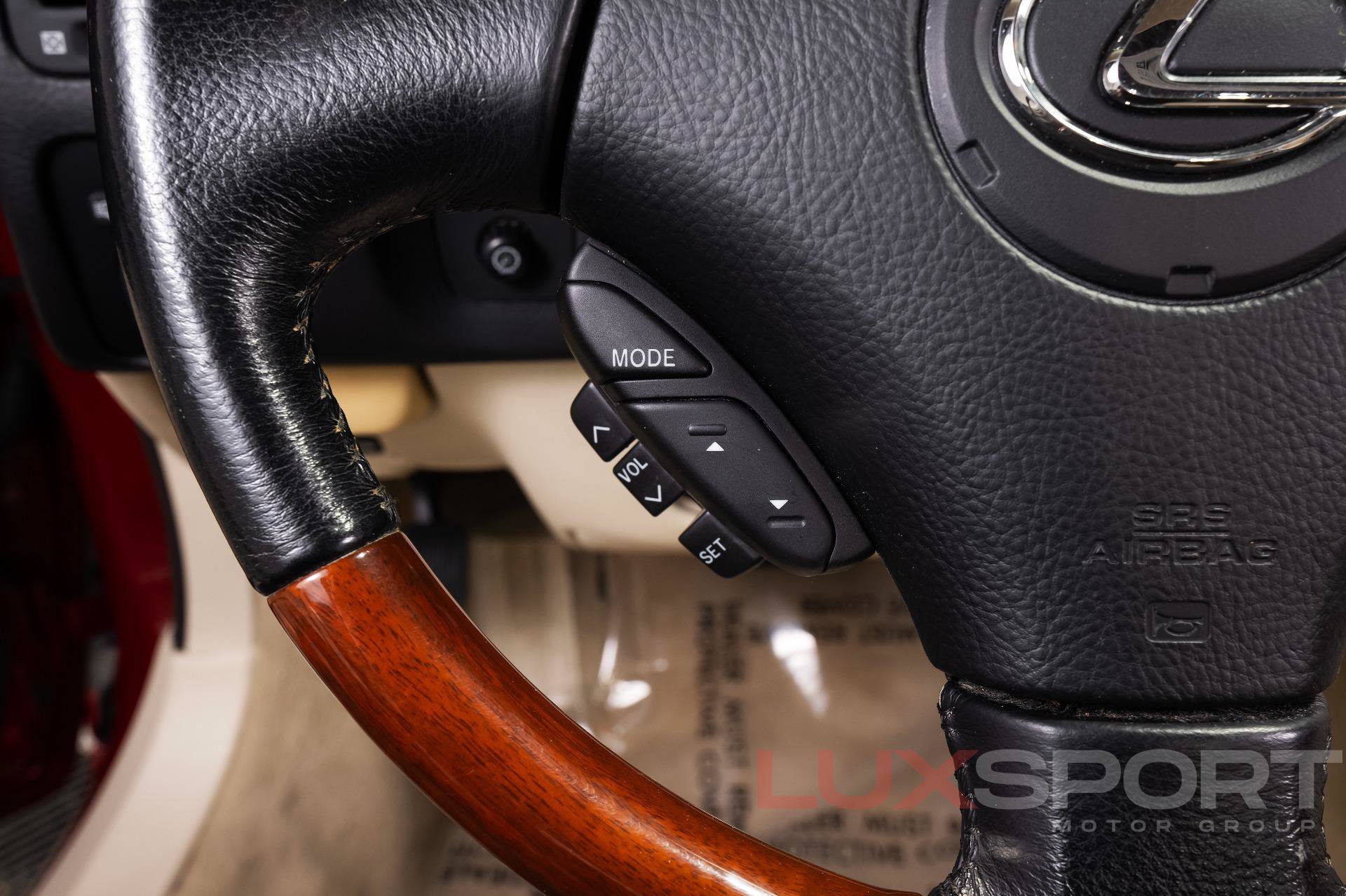 Used 2008 Lexus SC 430 Convertible RWD image 34