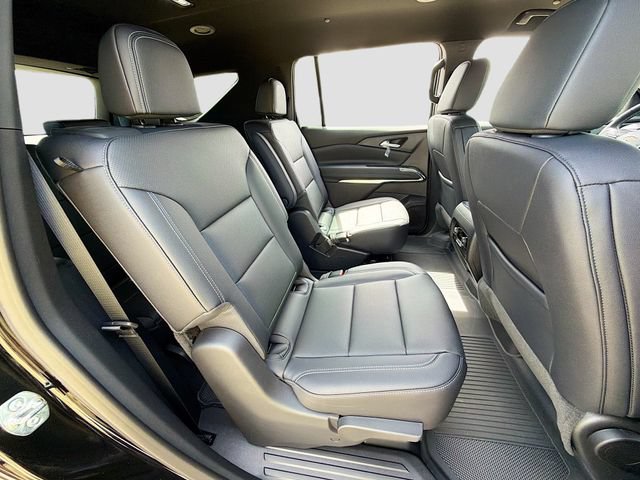New 2026 Chevrolet Traverse LT w/ Driver Confidence Package AWD/4WD image 30