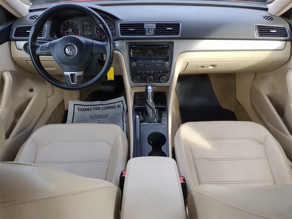 Used 2015 Volkswagen Passat 1.8T Wolfsburg Edition image 12