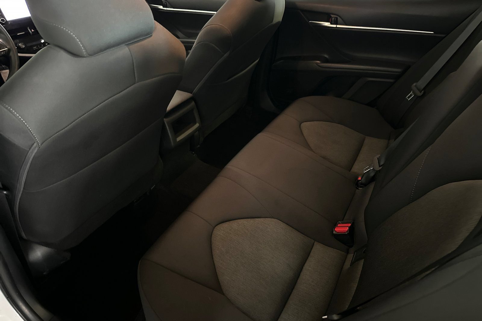 Used 2024 Toyota Camry LE FWD image 14