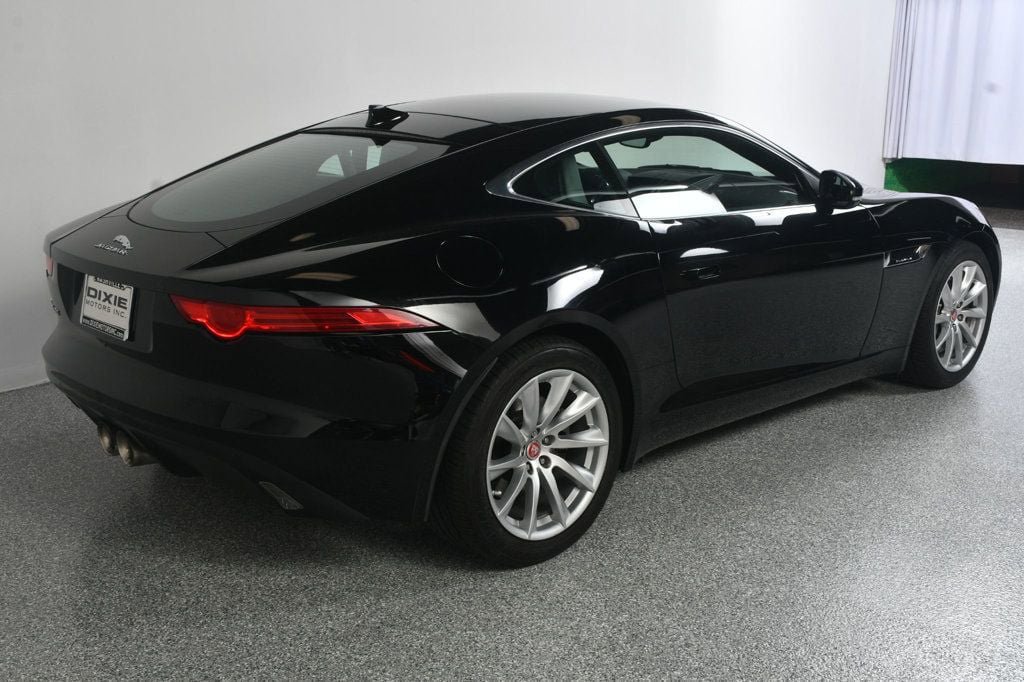 Used 2017 Jaguar F-TYPE Coupe RWD image 8
