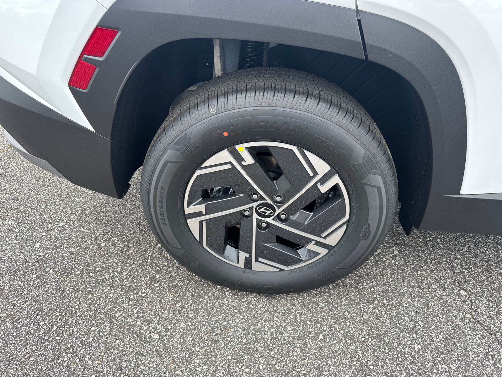 New 2026 Hyundai Tucson Blue SE AWD/4WD image 18