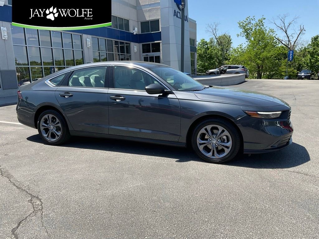 Used 2024 Honda Accord EX image 1