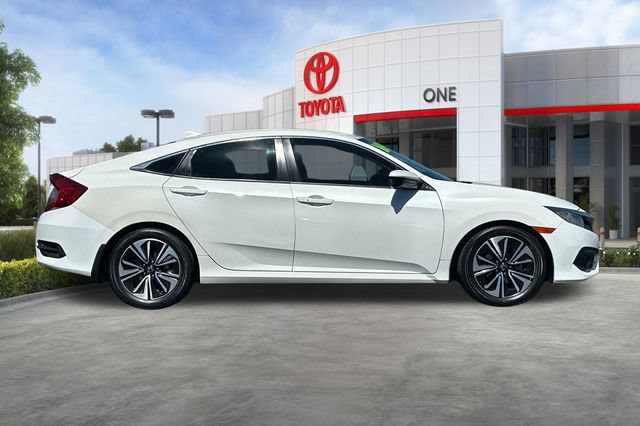 Used 2016 Honda Civic EX-T image 3
