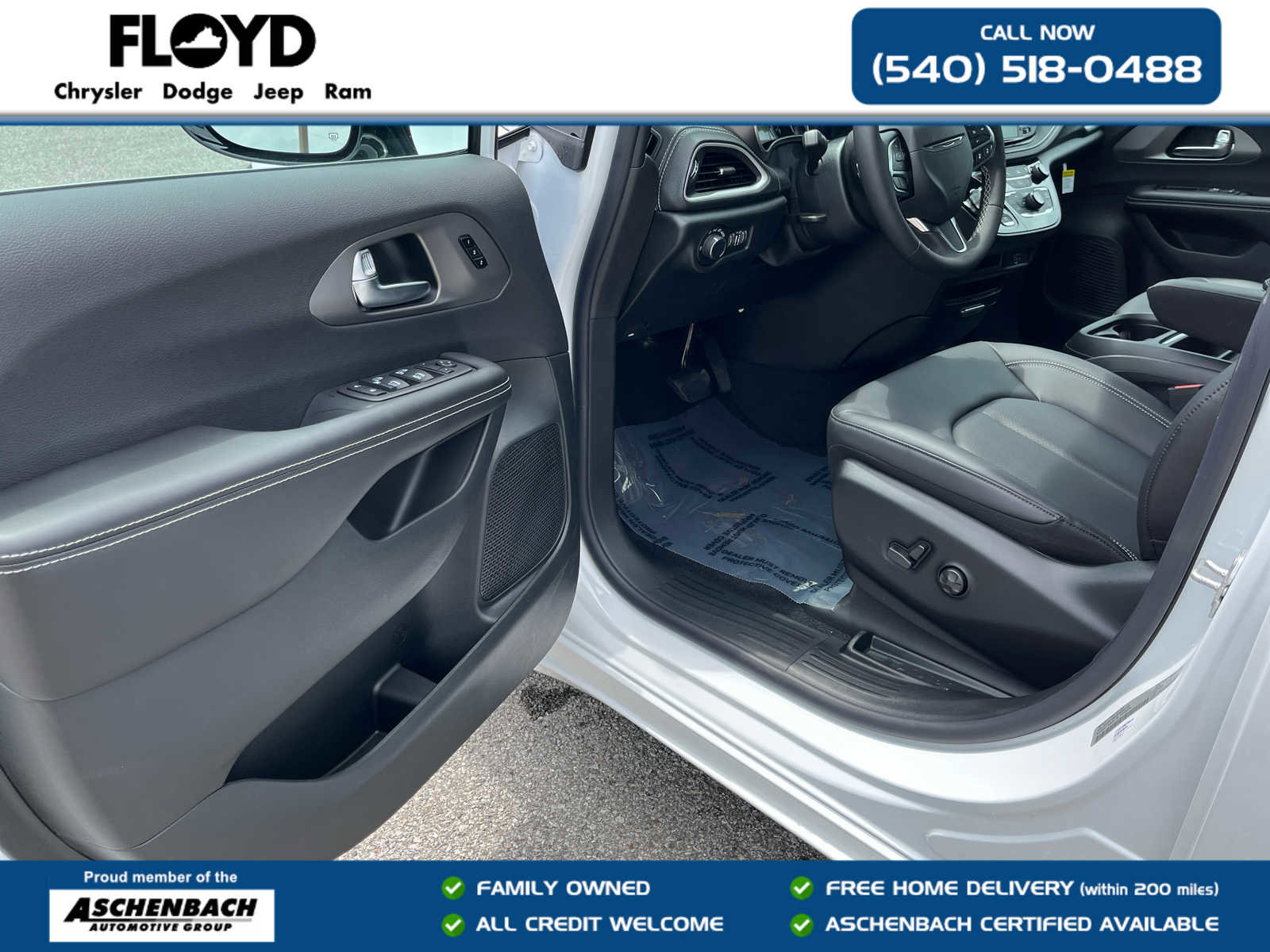 New 2027 Chrysler Pacifica Select FWD image 9