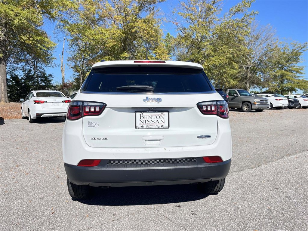Used 2024 Jeep Compass Latitude image 6