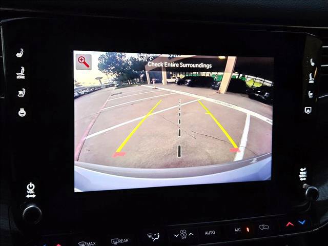 Used 2022 Jeep Wagoneer Series II AWD/4WD image 10