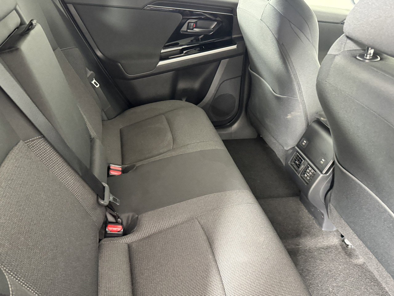 Used 2024 Subaru Solterra image 10