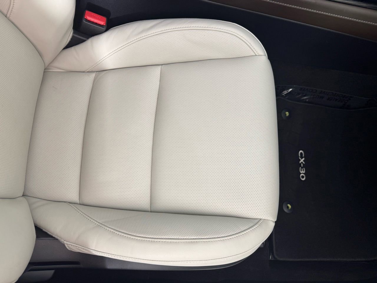 Used 2025 MAZDA CX-30 AWD 2.5 S w/ Premium Package image 28