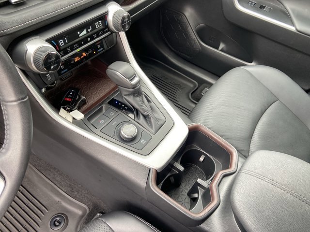Used 2023 Toyota RAV4 Limited image 23