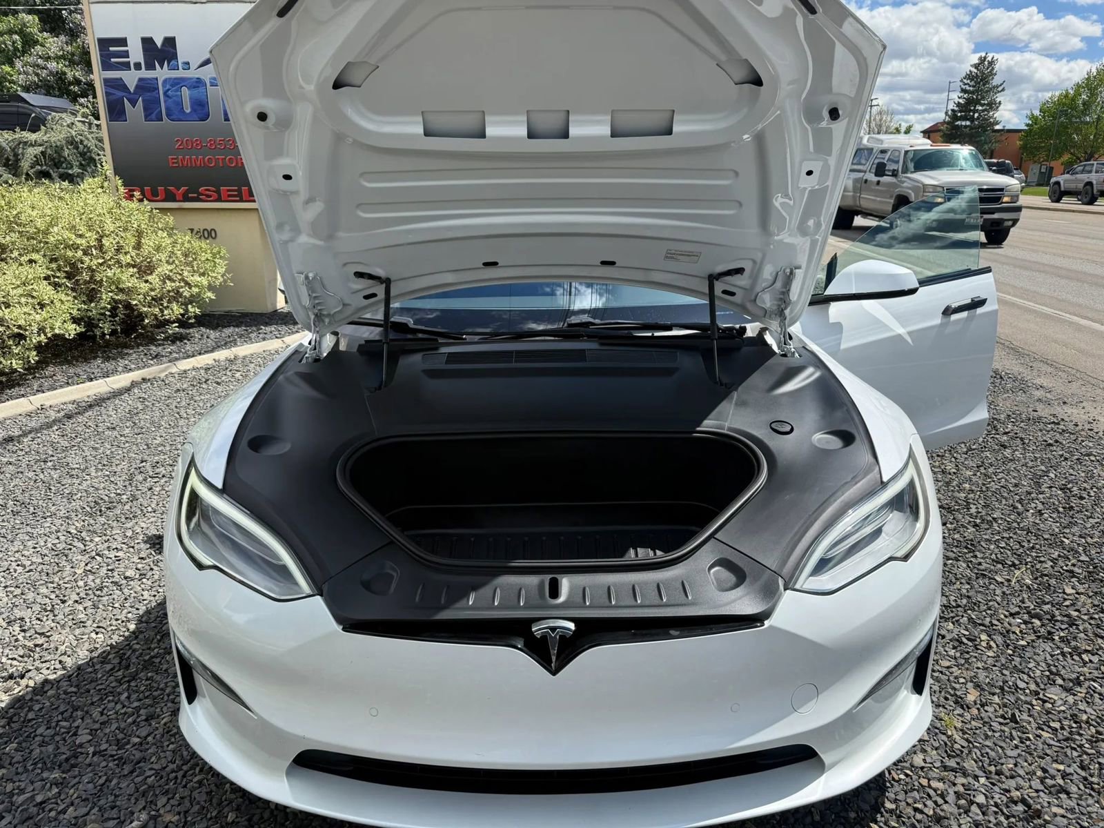 Used 2022 Tesla Model S Standard Range AWD/4WD image 19