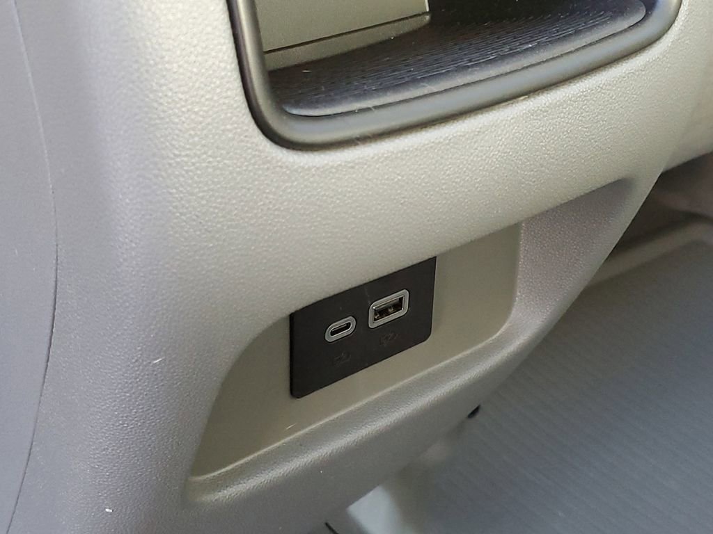 Used 2024 Cadillac XT5 Premium Luxury w/ LPO, Floor Liner Package image 35