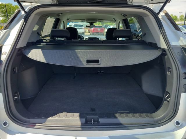 Used 2020 GMC Terrain SLE w/ Driver Convenience Package FWD image 30