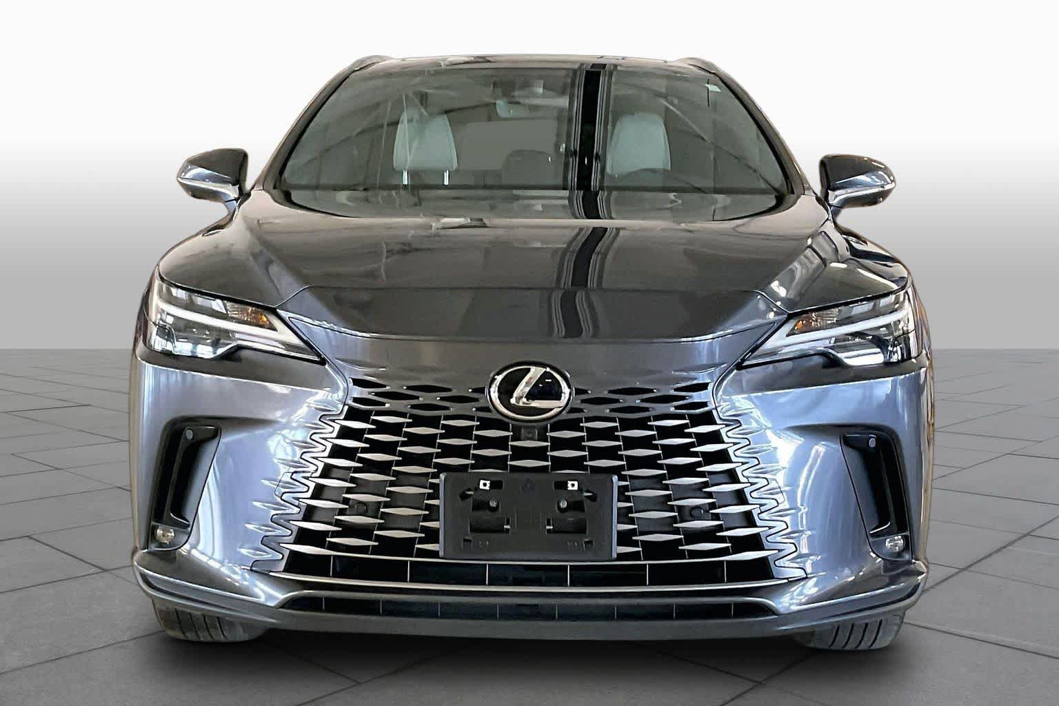 Used 2024 Lexus RX 350 Premium Plus w/ Accessory Package (Z1) FWD image 3