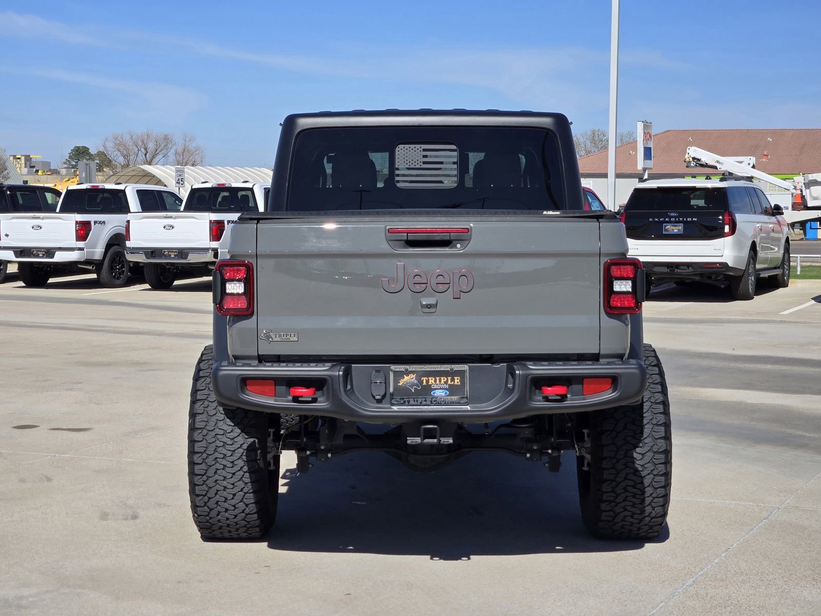 Used 2023 Jeep Gladiator Rubicon w/ LED Lighting Group image 8