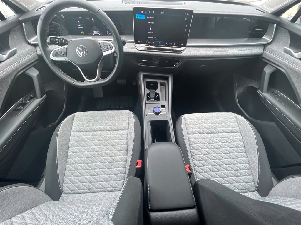 Used 2025 Volkswagen Tiguan S FWD image 12