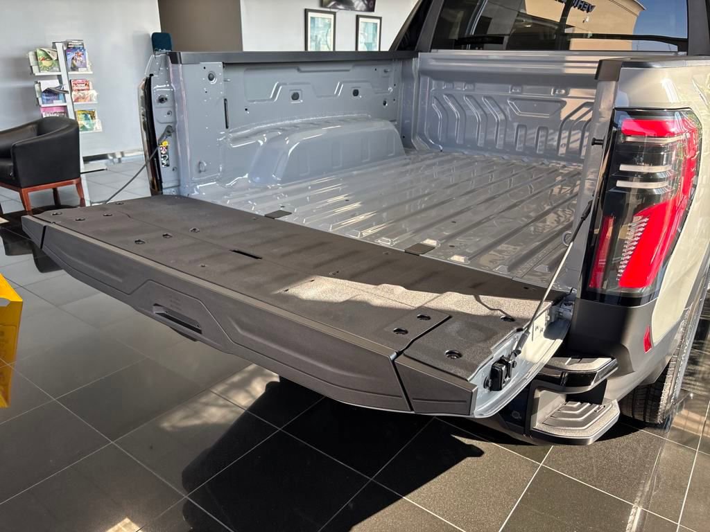 New 2026 GMC Sierra EV Elevation image 17