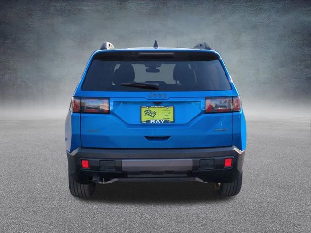 New 2026 Jeep Cherokee Laredo image 5