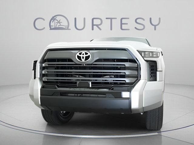 Used 2025 Toyota Tundra Limited AWD/4WD image 24