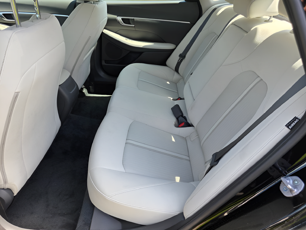 New 2026 Hyundai Sonata SEL FWD image 9