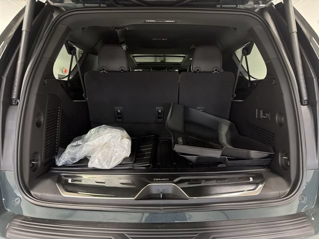 New 2026 GMC Yukon XL AT4 Ultimate w/ LPO, Illumination Package AWD/4WD image 15