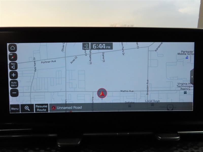 Used 2022 Kia Carnival SX Prestige image 25