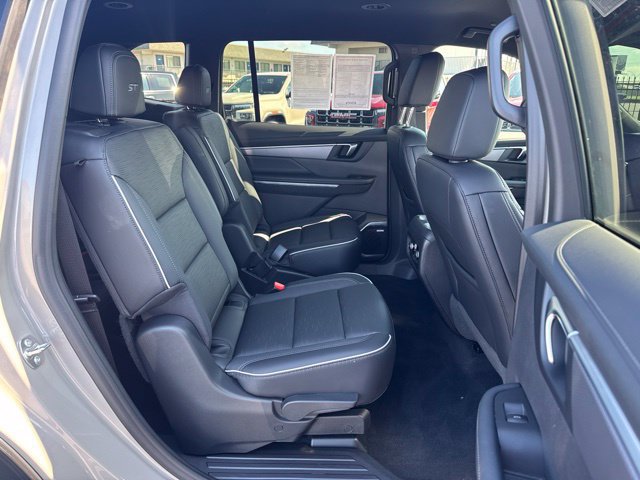 Used 2026 Buick Enclave Sport Touring FWD image 21