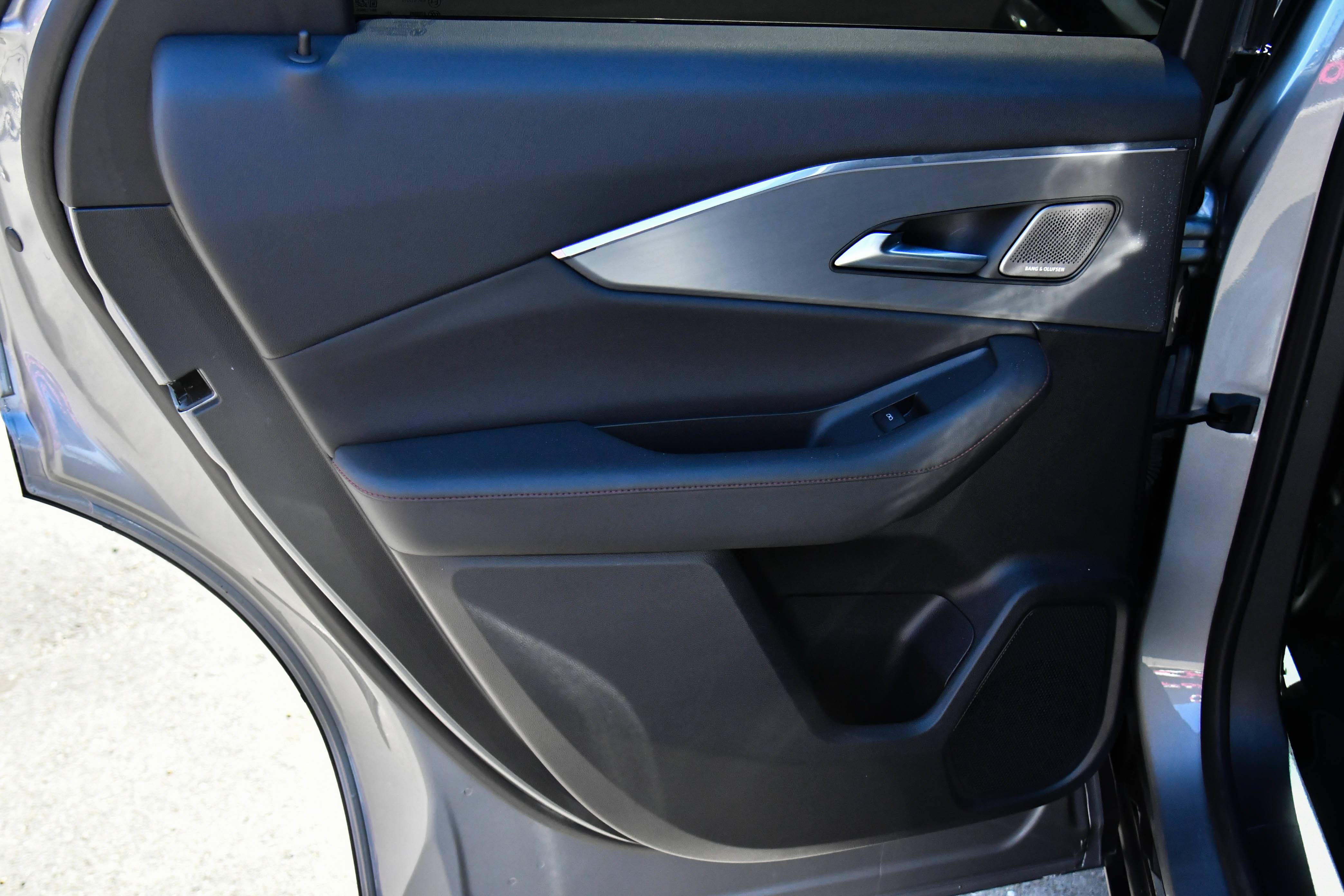 Used 2024 Acura ZDX A-Spec AWD/4WD image 39