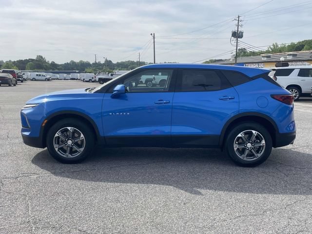Used 2025 Chevrolet Blazer LT AWD/4WD image 7