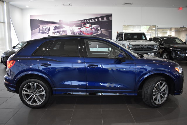Used 2025 Audi Q3 2.0T Premium w/ Convenience Package AWD/4WD image 8