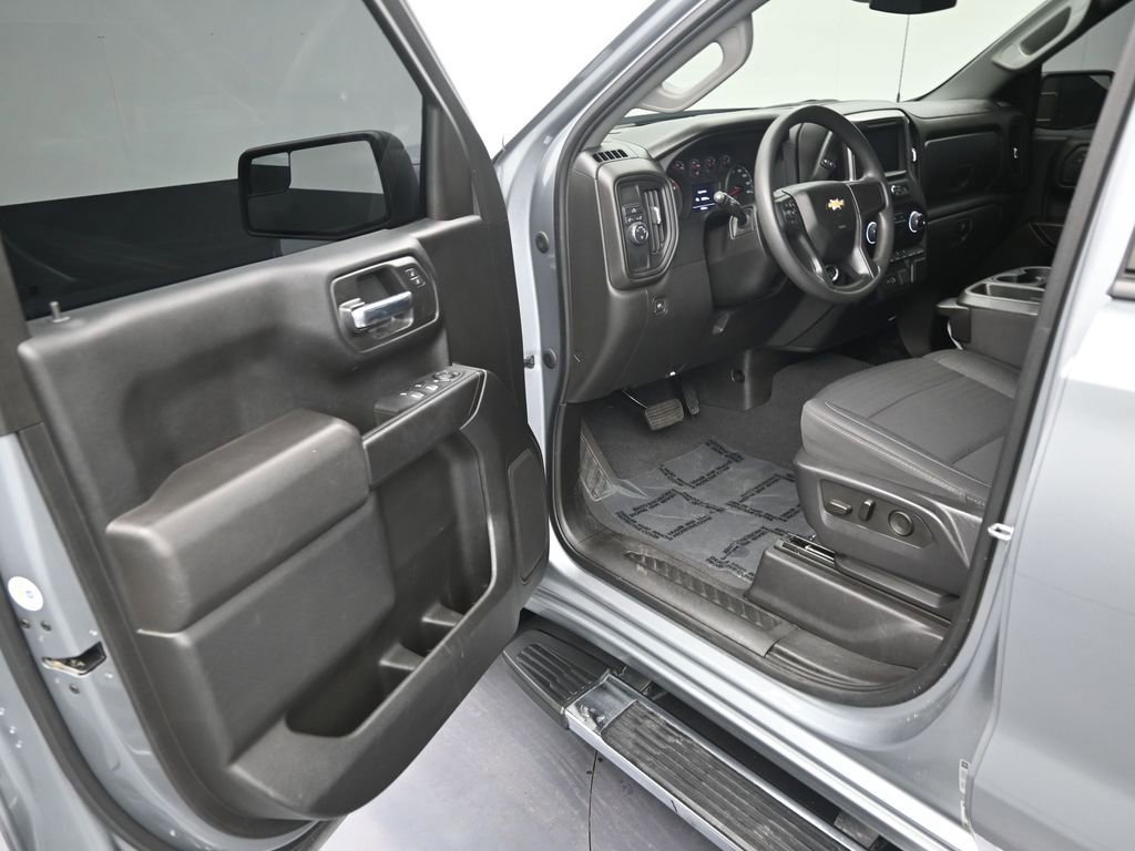 Used 2024 Chevrolet Silverado 1500 Custom RWD image 10