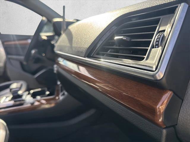 Used 2022 Audi Q5 2.0T Premium image 23