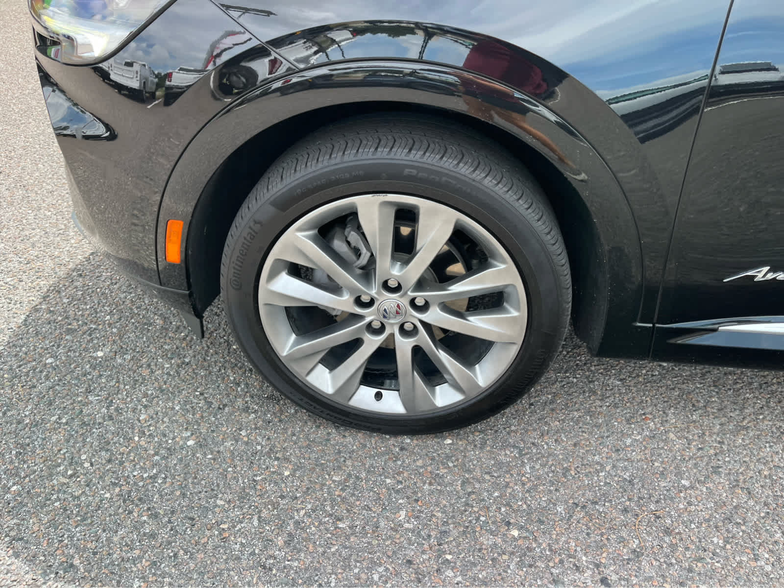 Used 2022 Buick Envision Avenir w/ Technology Package II FWD image 12