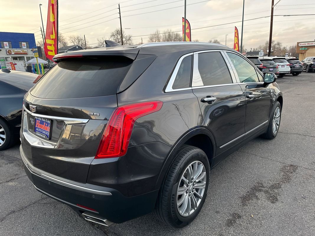 Used 2018 Cadillac XT5 Luxury w/ Driver Awareness Package image 15