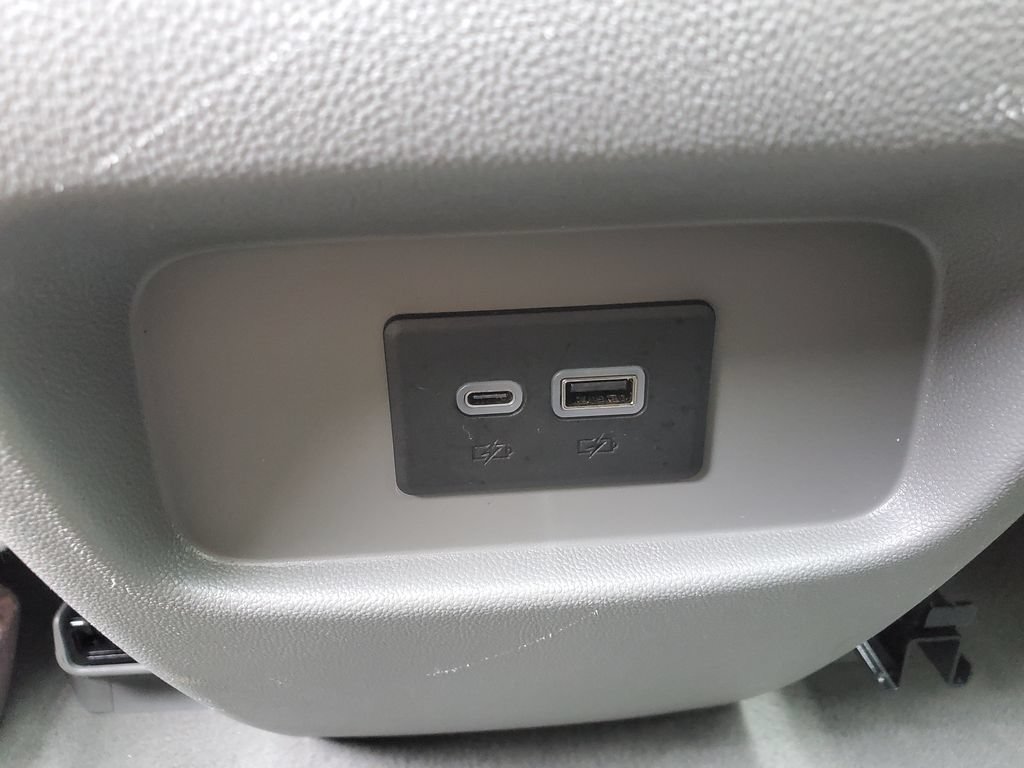 Certified 2024 Cadillac XT5 Premium Luxury w/ LPO, Floor Liner Package AWD/4WD image 42